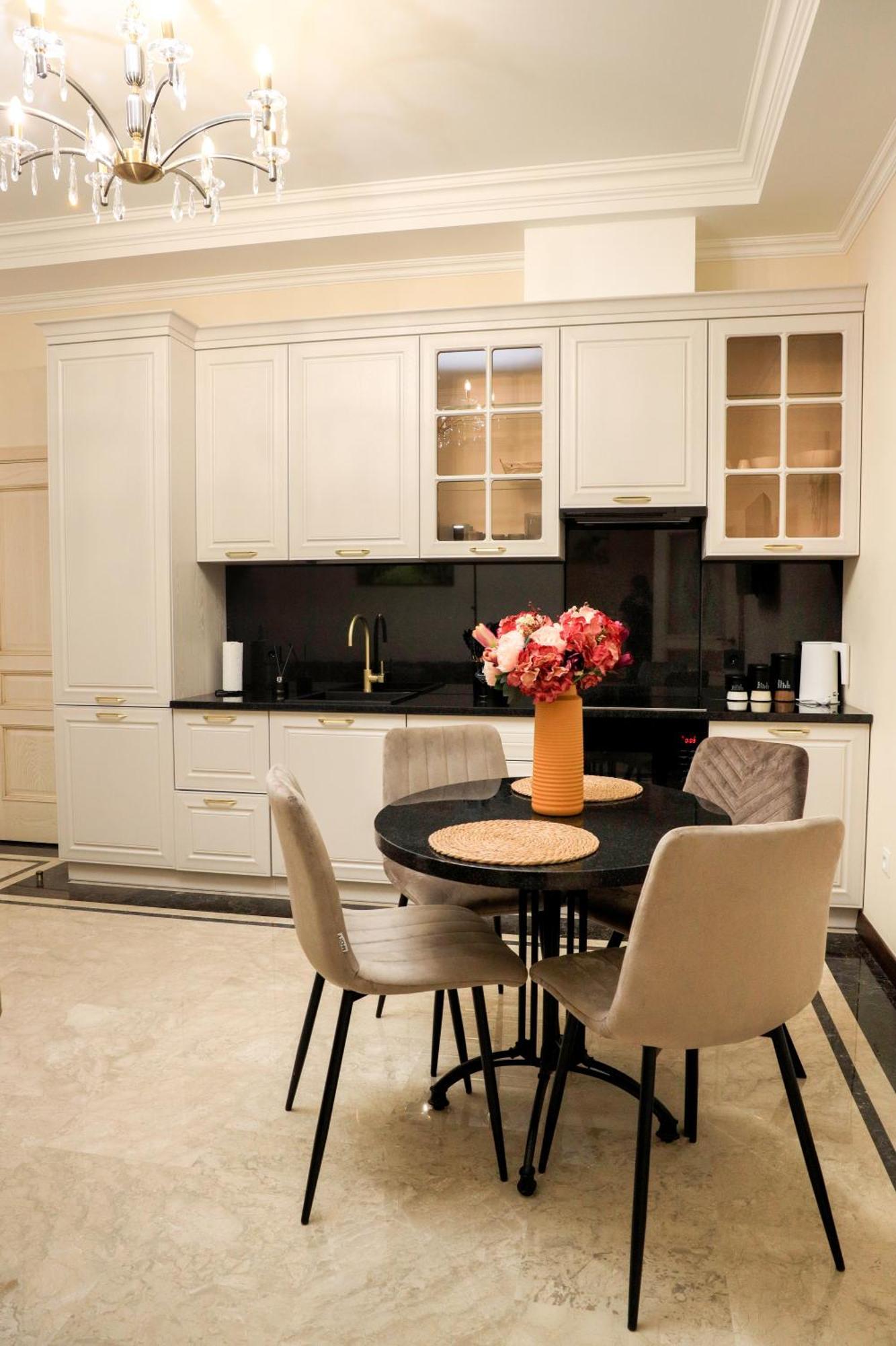 4Elements Apartments - One Br Apartments On Republic Square Γιερεβάν Εξωτερικό φωτογραφία