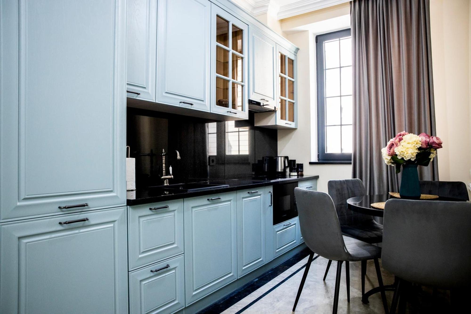 4Elements Apartments - One Br Apartments On Republic Square Γιερεβάν Εξωτερικό φωτογραφία